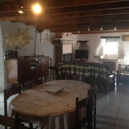House La Maison De Baudecamy Lacrouzette